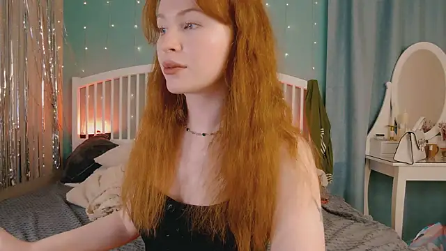 Snapshot of GingerArin chatting on 07.26.26 GingerArin online show from 07.26.26