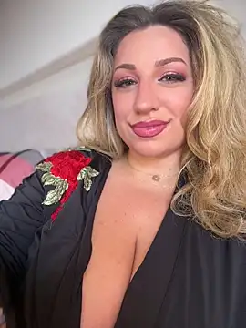 miamellycious online show from 07.12.26