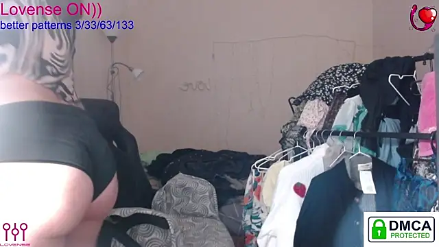 sweet cute cat online show from 11.05.25