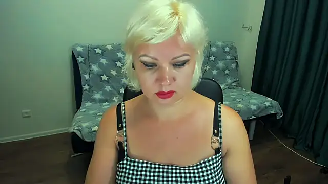 Angelaroberti3 online show from 09.26.25