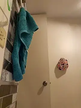 tropikboy online show from 03.21.25