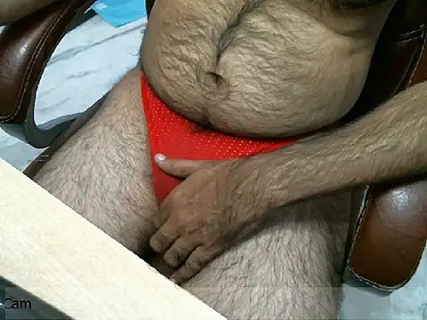 Snapshot of desioldguy chatting on 10.23.25 desioldguy online show from 10.23.25