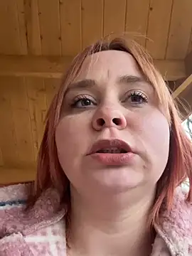 Snapshot of Model9798 chatting on 01.17.25 Model9798 online show from 01.17.25