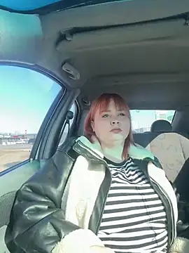 Snapshot of Model9798 chatting on 02.25.25 Model9798 online show from 02.25.25