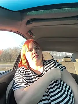 Snapshot of Model9798 chatting on 02.25.25 Model9798 online show from 02.25.25