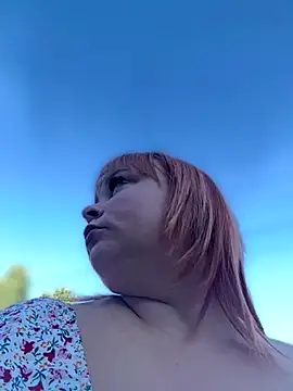 Snapshot of Model9798 chatting on 09.24.25 Model9798 online show from 09.24.25