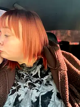 Snapshot of Model9798 chatting on 10.29.25 Model9798 online show from 10.29.25