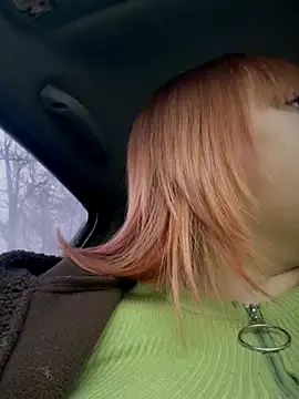 Snapshot of Model9798 chatting on 11.30.25 Model9798 online show from 11.30.25