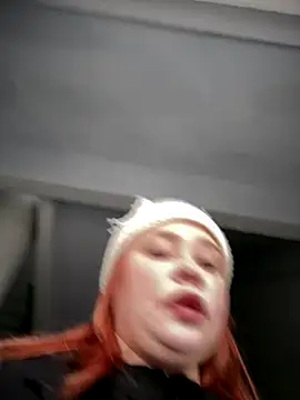 Snapshot of Model9798 chatting on 12.01.25 Model9798 online show from 12.01.25