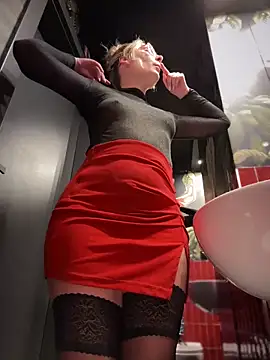 The Snowwhitee online show from 02.19.25