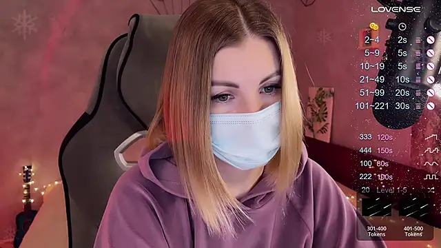 Snapshot of Your_Sweet_Lilu chatting on 02.13.25 Your Sweet Lilu online show from 02.13.25