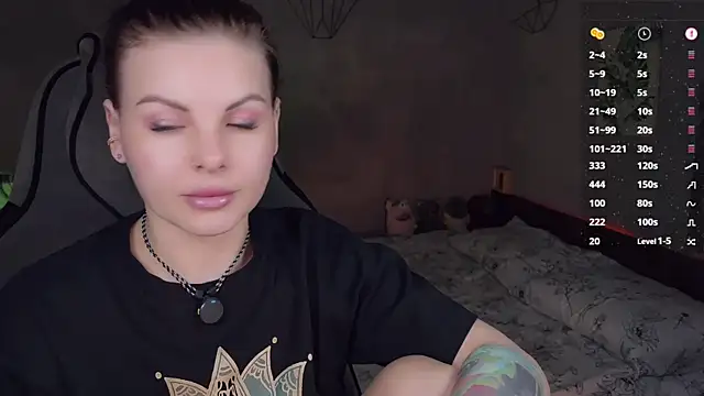 Snapshot of Your_Sweet_Lilu chatting on 03.24.26 Your Sweet Lilu online show from 03.24.26