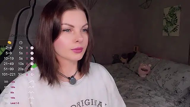 Snapshot of Your_Sweet_Lilu chatting on 04.08.26 Your Sweet Lilu online show from 04.08.26