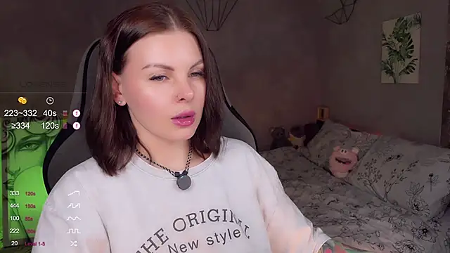 Snapshot of Your_Sweet_Lilu chatting on 04.09.26 Your Sweet Lilu online show from 04.09.26