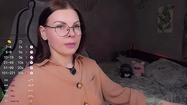 Snapshot of Your_Sweet_Lilu chatting on 04.15.26 Your Sweet Lilu online show from 04.15.26