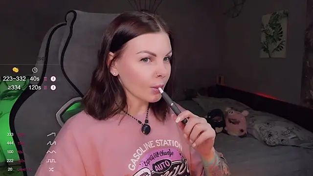 Snapshot of Your_Sweet_Lilu chatting on 04.16.26 Your Sweet Lilu online show from 04.16.26