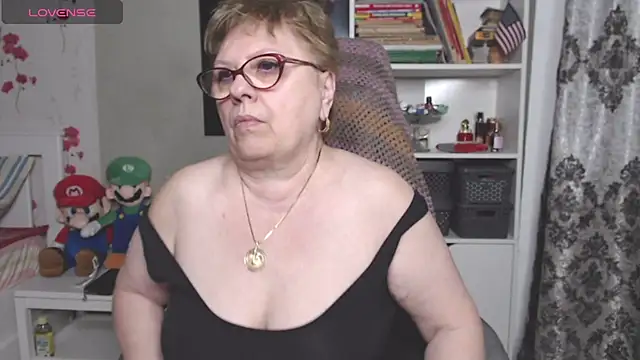 Snapshot of Mella4you chatting on 02.17.26 Mella4you online show from 02.17.26