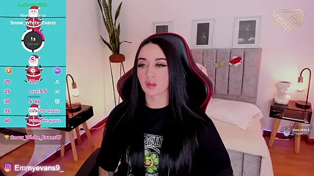 EmmyEvans1 online show from 12.30.24