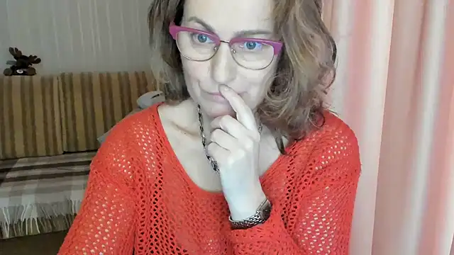 lauraoven online show from 03.16.25