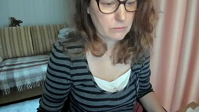 lauraoven online show from 03.20.26