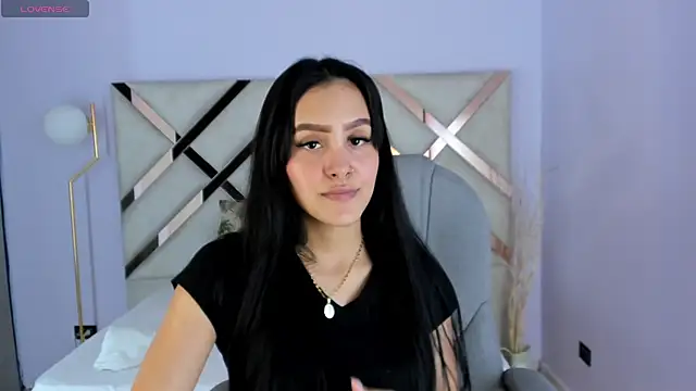 tati saldarriaga online show from 11.12.25