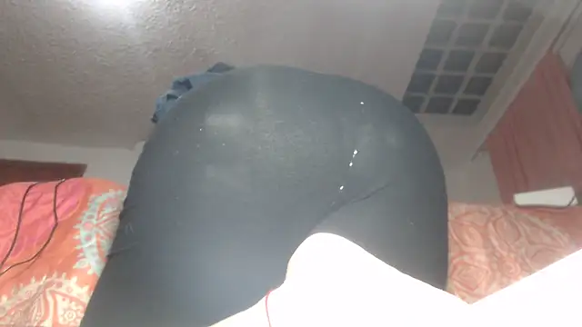 Snapshot of prettyangelsquirt chatting on 04.25.26 prettyangelsquirt online show from 04.25.26