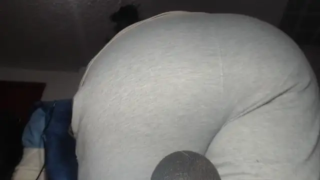 Snapshot of prettyangelsquirt chatting on 05.02.26 prettyangelsquirt online show from 05.02.26