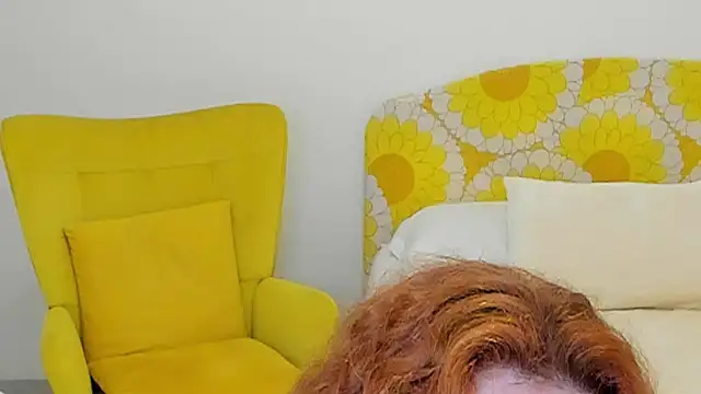 Snapshot of milf_penelope chatting on 02.28.26 milf penelope online show from 02.28.26