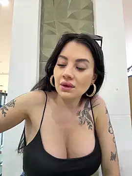 Wet  Bunny online show from 06.21.26