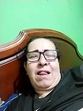 Snapshot of LaGochis07 chatting on 10.01.25 LaGochis07 online show from 10.01.25