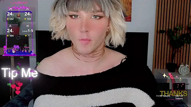 Snapshot of HelenSpellman chatting on 02.26.26 HelenSpellman online show from 02.26.26