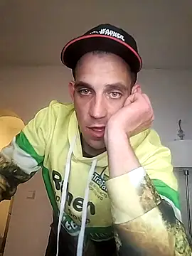 Snapshot of Codymc89 chatting on 11.05.25 Codymc89 online show from 11.05.25