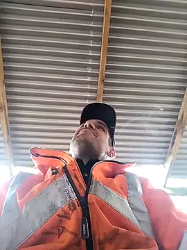 Snapshot of Codymc89 chatting on 11.10.25 Codymc89 online show from 11.10.25