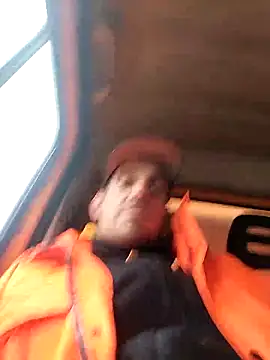 Snapshot of Codymc89 chatting on 12.17.25 Codymc89 online show from 12.17.25