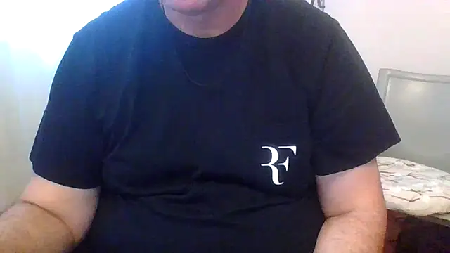 Snapshot of ANONIMO7735 chatting on 10.30.25 ANONIMO7735 online show from 10.30.25