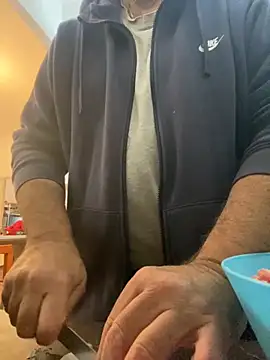 Snapshot of ANONIMO7735 chatting on 11.09.25 ANONIMO7735 online show from 11.09.25