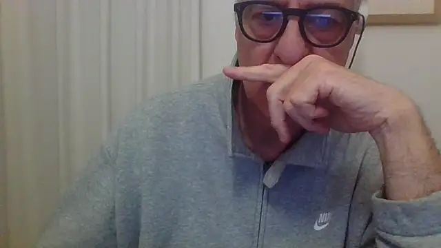 Snapshot of ANONIMO7735 chatting on 03.25.26 ANONIMO7735 online show from 03.25.26