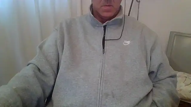 Snapshot of ANONIMO7735 chatting on 03.26.26 ANONIMO7735 online show from 03.26.26