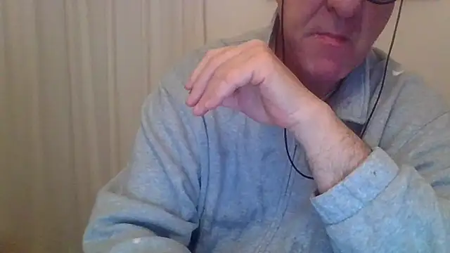 Snapshot of ANONIMO7735 chatting on 04.02.26 ANONIMO7735 online show from 04.02.26