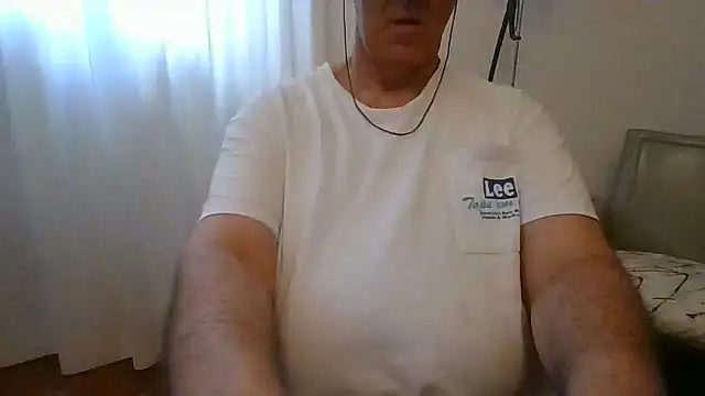 Snapshot of ANONIMO7735 chatting on 06.20.26 ANONIMO7735 online show from 06.20.26