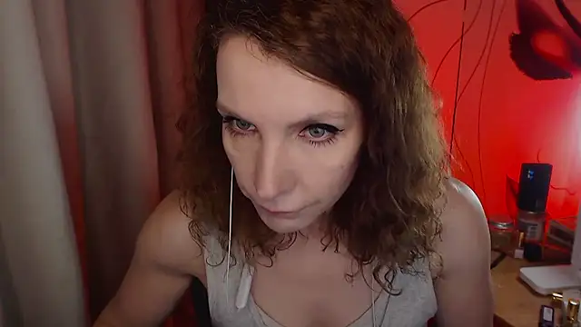 Snapshot of JohansonKatie chatting on 01.18.25 JohansonKatie online show from 01.18.25