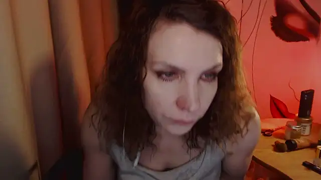 Snapshot of JohansonKatie chatting on 01.22.25 JohansonKatie online show from 01.22.25