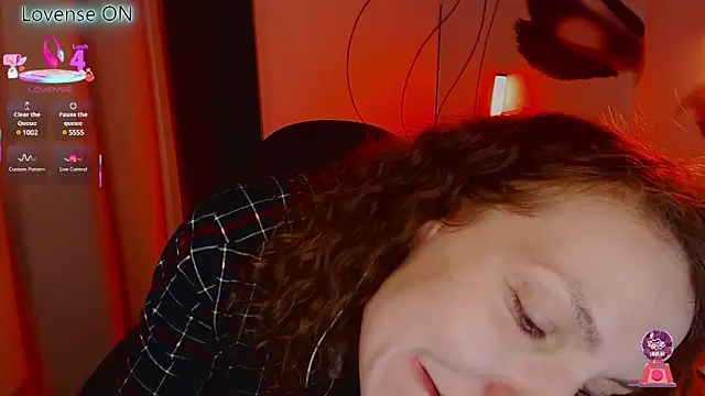 Snapshot of JohansonKatie chatting on 03.20.25 JohansonKatie online show from 03.20.25