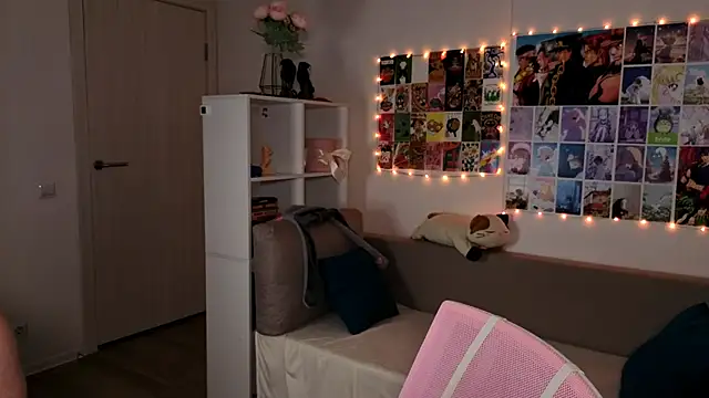 MilenaSaint online show from 02.21.25