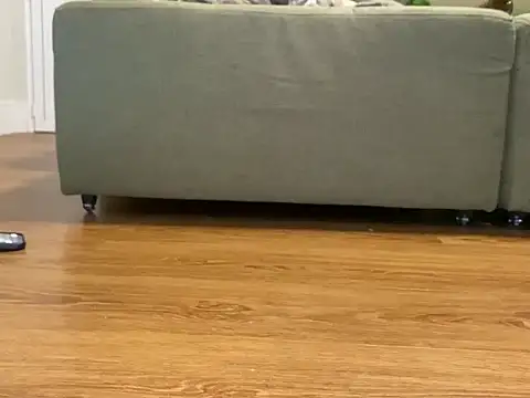 Snapshot of Relknho@xh chatting on 10.28.25 Relknhoxh online show from 10.28.25