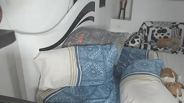 yina-rosse online show from 12.06.24