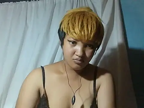 AVRILA online show from 11.27.25