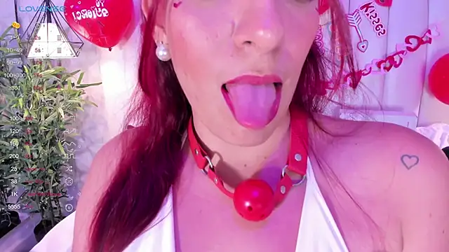 Snapshot of naughty_flower18 chatting on 02.14.25 naughty flower18 online show from 02.14.25