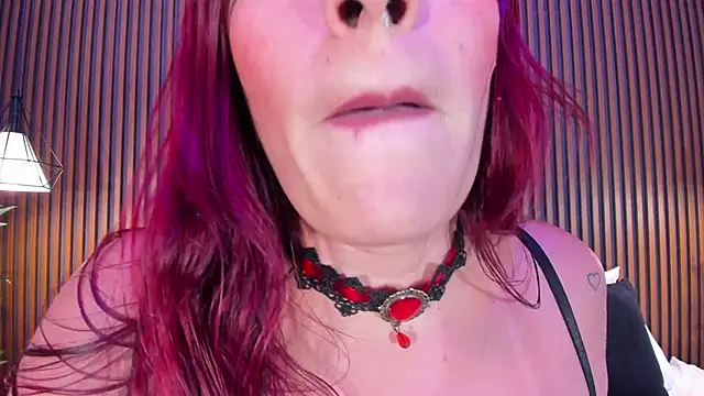 Snapshot of naughty_flower18 chatting on 02.28.25 naughty flower18 online show from 02.28.25