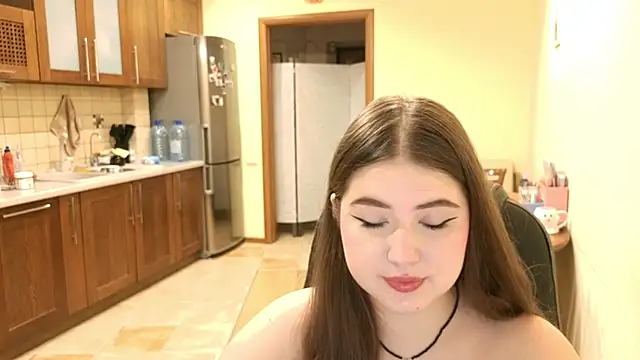 NicoleFoxery online show from 10.22.25